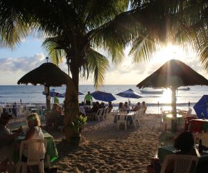   Albertos Beach Cozumel